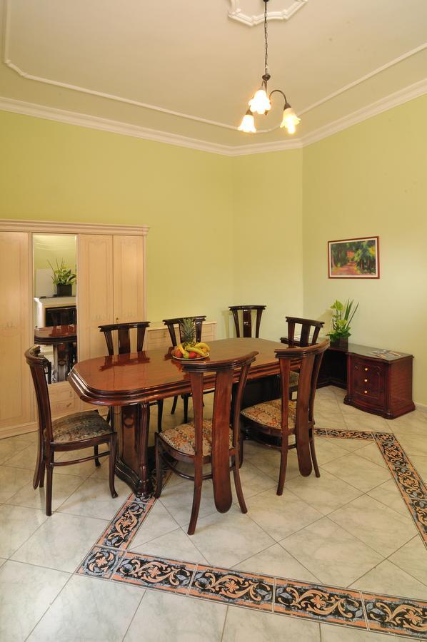 Baross City Apartments Βουδαπέστη Εξωτερικό φωτογραφία